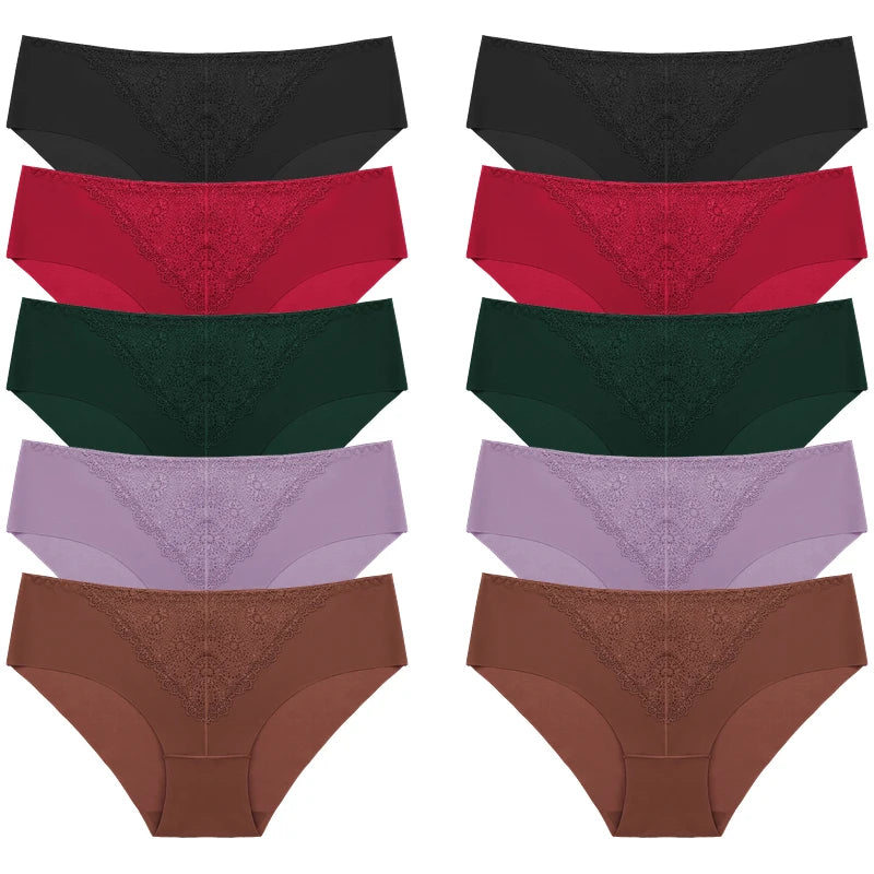 LaceLuxe Panty Set