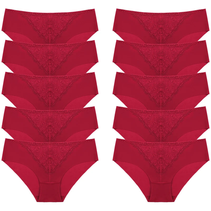 LaceLuxe Panty Set