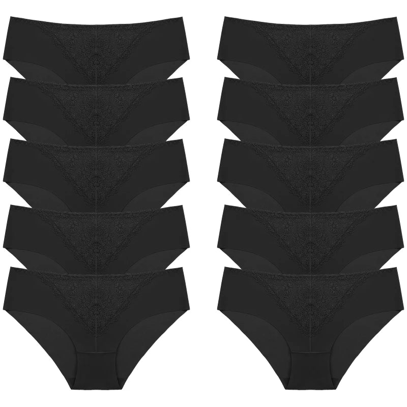 LaceLuxe Panty Set