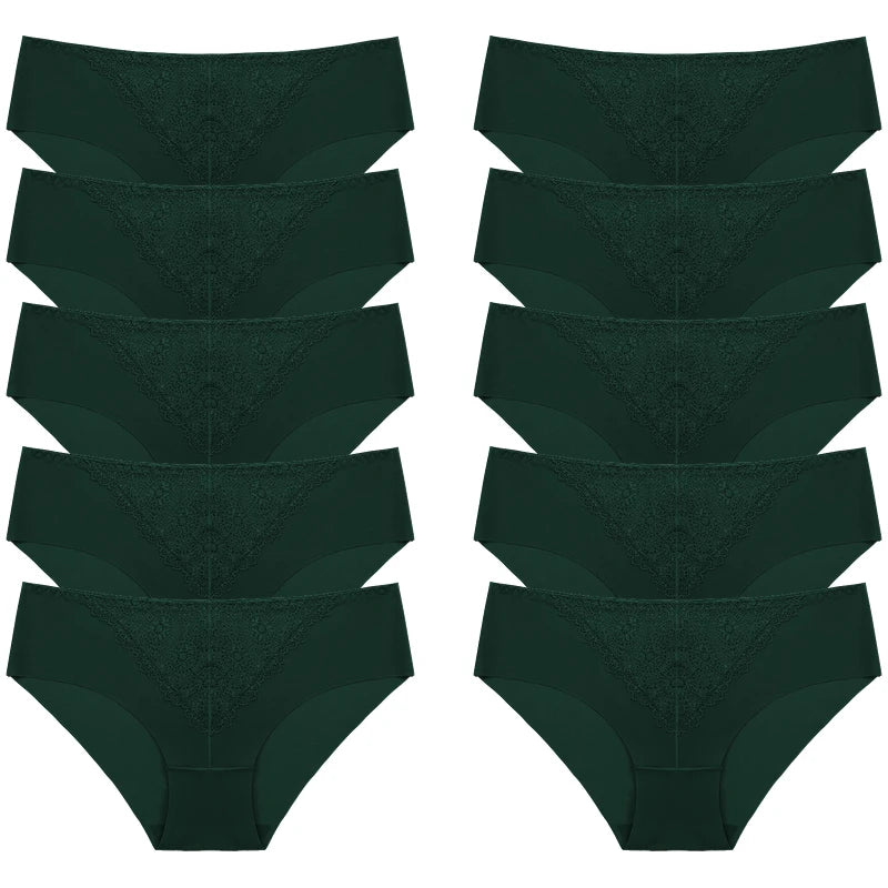 LaceLuxe Panty Set