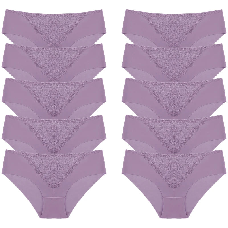 LaceLuxe Panty Set