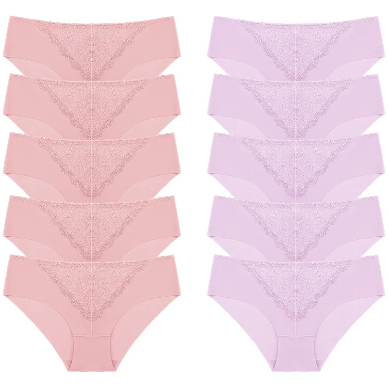 LaceLuxe Panty Set