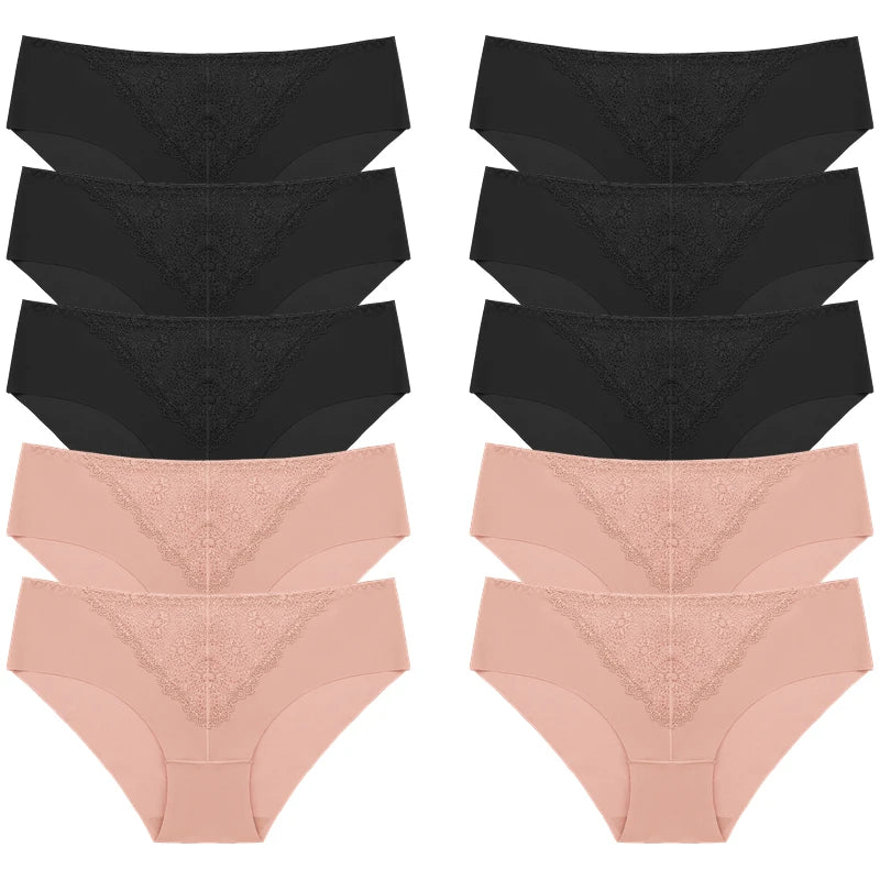 LaceLuxe Panty Set